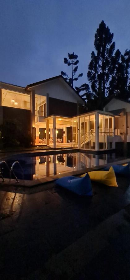 Villa Aurora Cisarua Zewnętrze zdjęcie